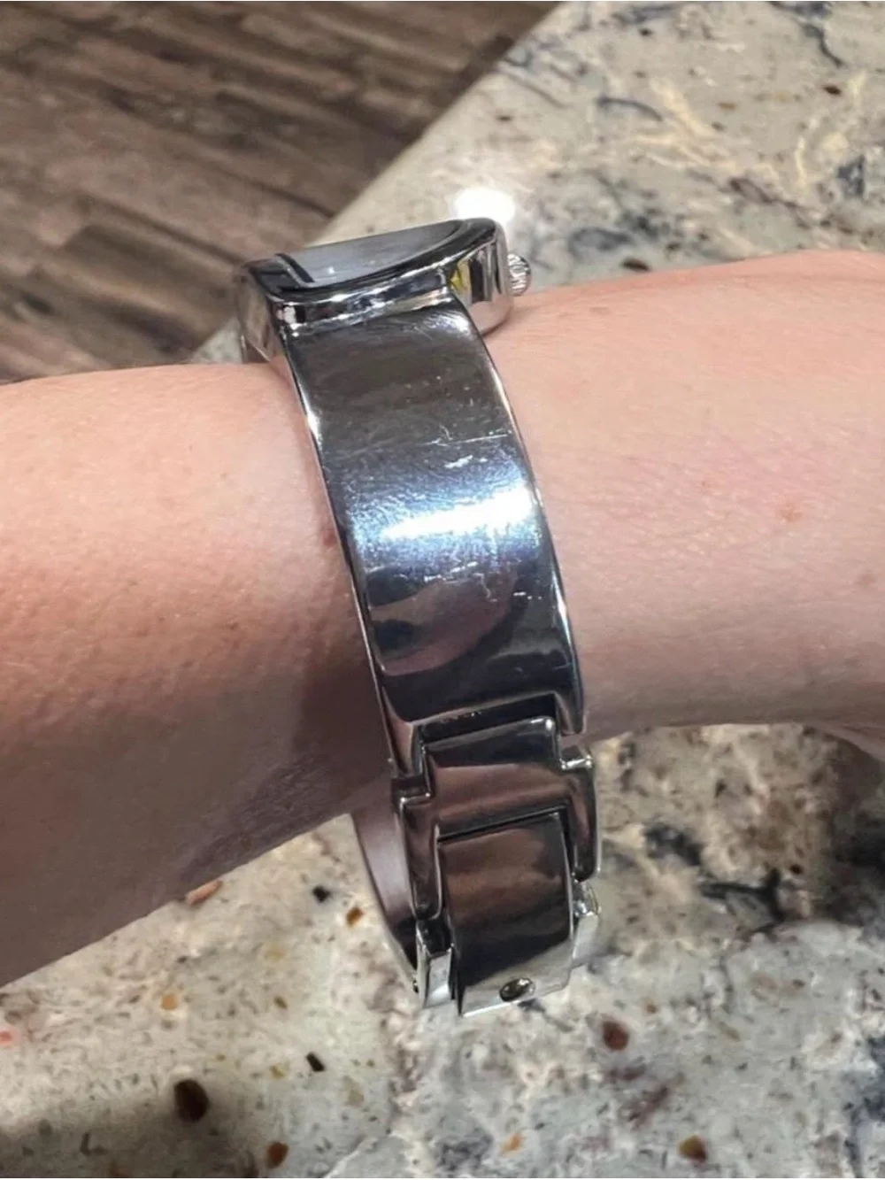 Vintage Y2K Silver Women's Quartz Watch with Multicolor abstract Accents